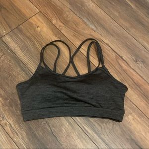 Cross cross sports bra